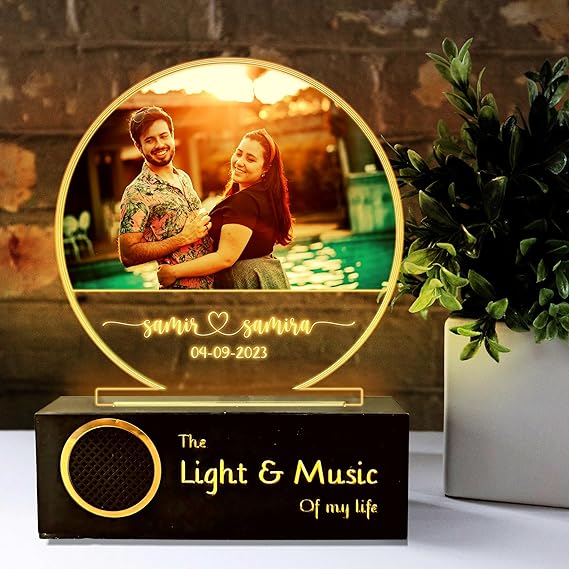 Half Moon Photo Engraved Lamp – Anniversary Gift